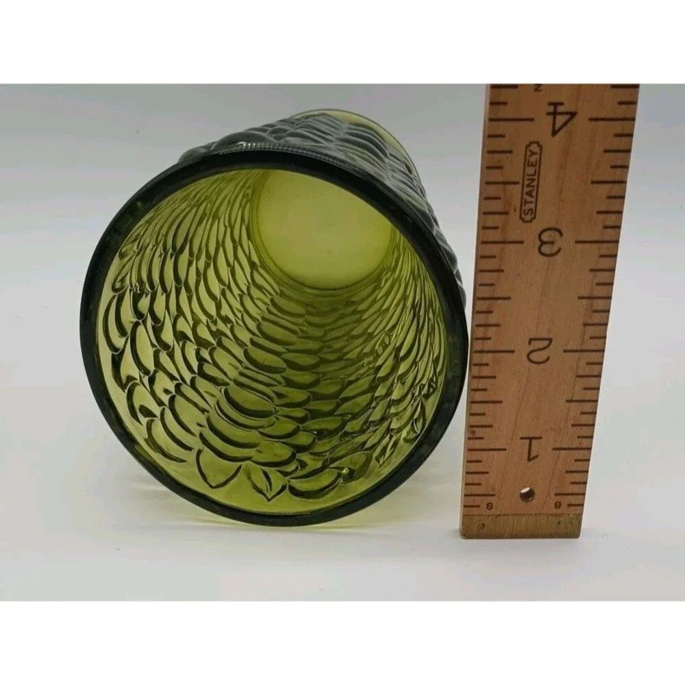 Vintage MCM Avocado Green Bubble Glass Vase  Grapes 7.5”